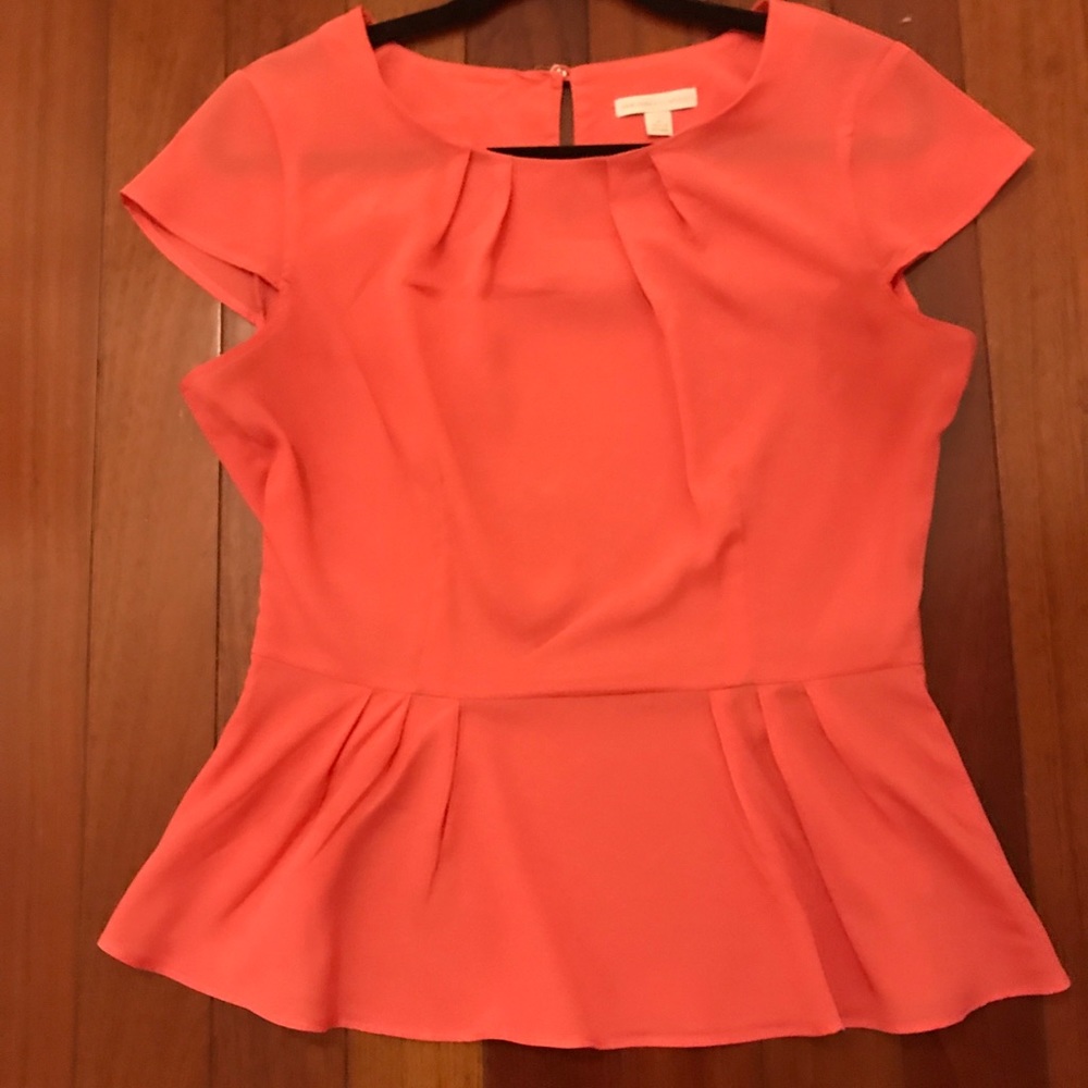 💖New York & Company💖 Peplum Top sz. M
